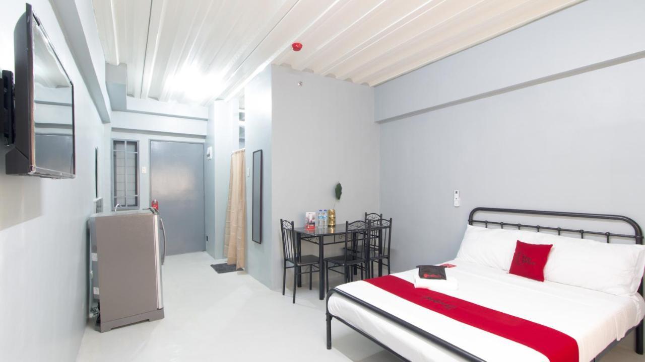 Готель Reddoorz @ Sunfields Lipa Batangas Lipa City Екстер'єр фото